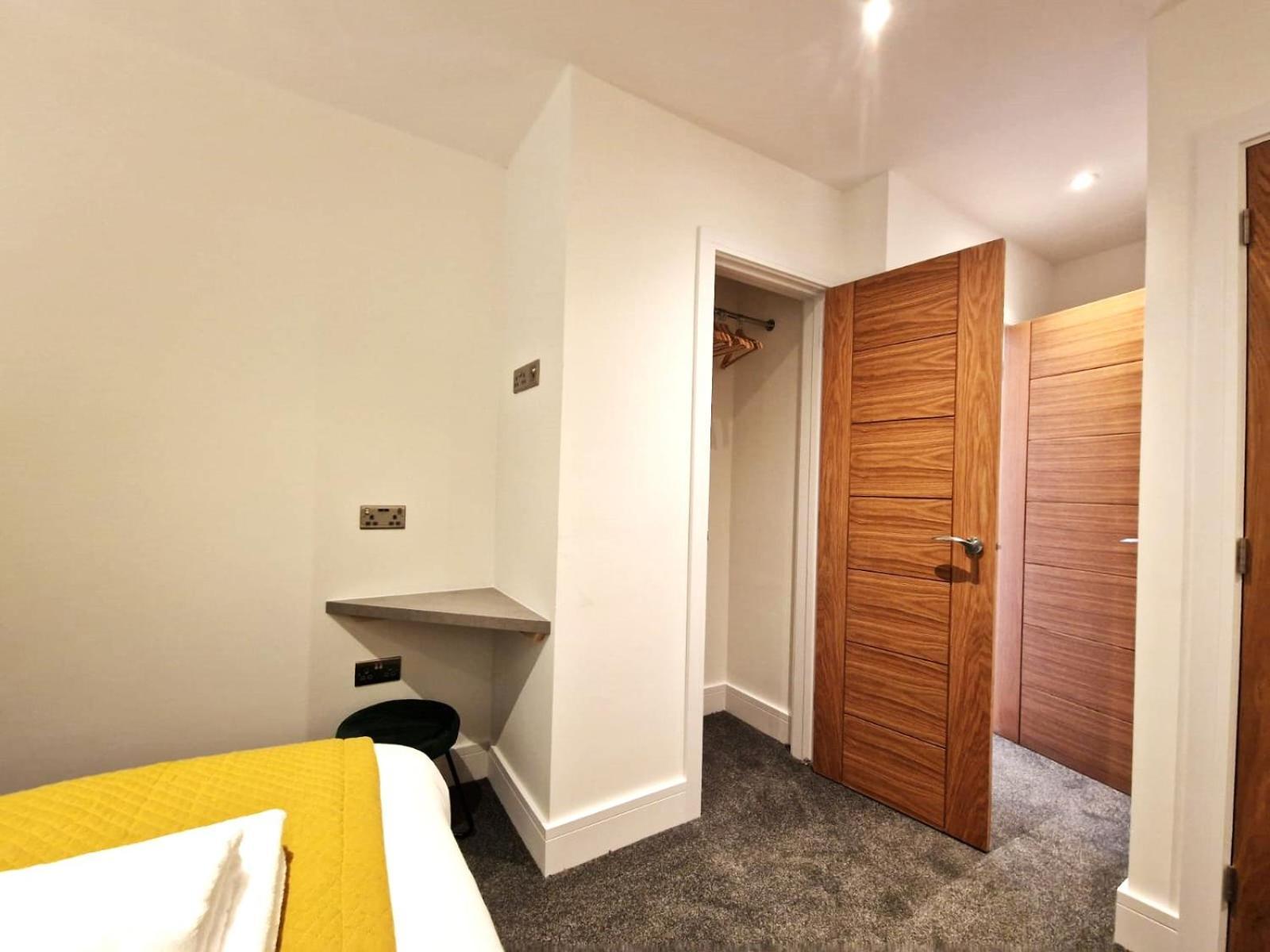 Alberton Apartment Bristol