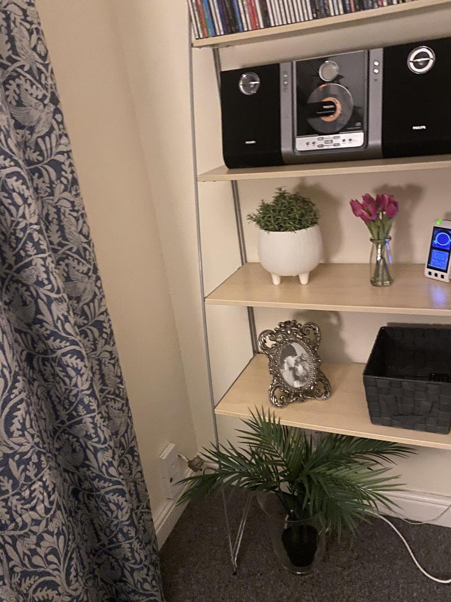 Apartment & Cosy In The Heart Of Stokes Croft Bristol