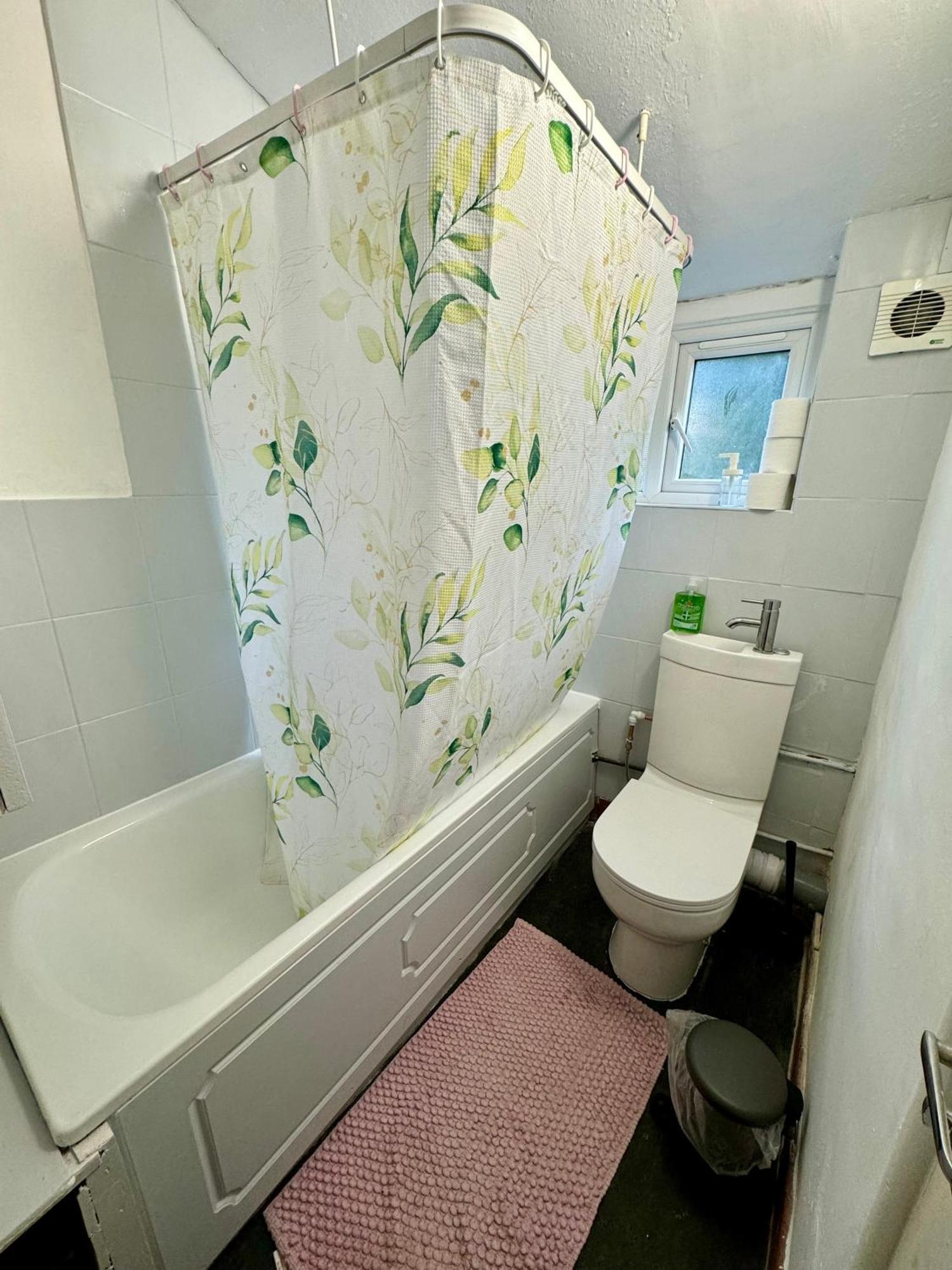 Delightful By Gloucester Road Homestay Bristol