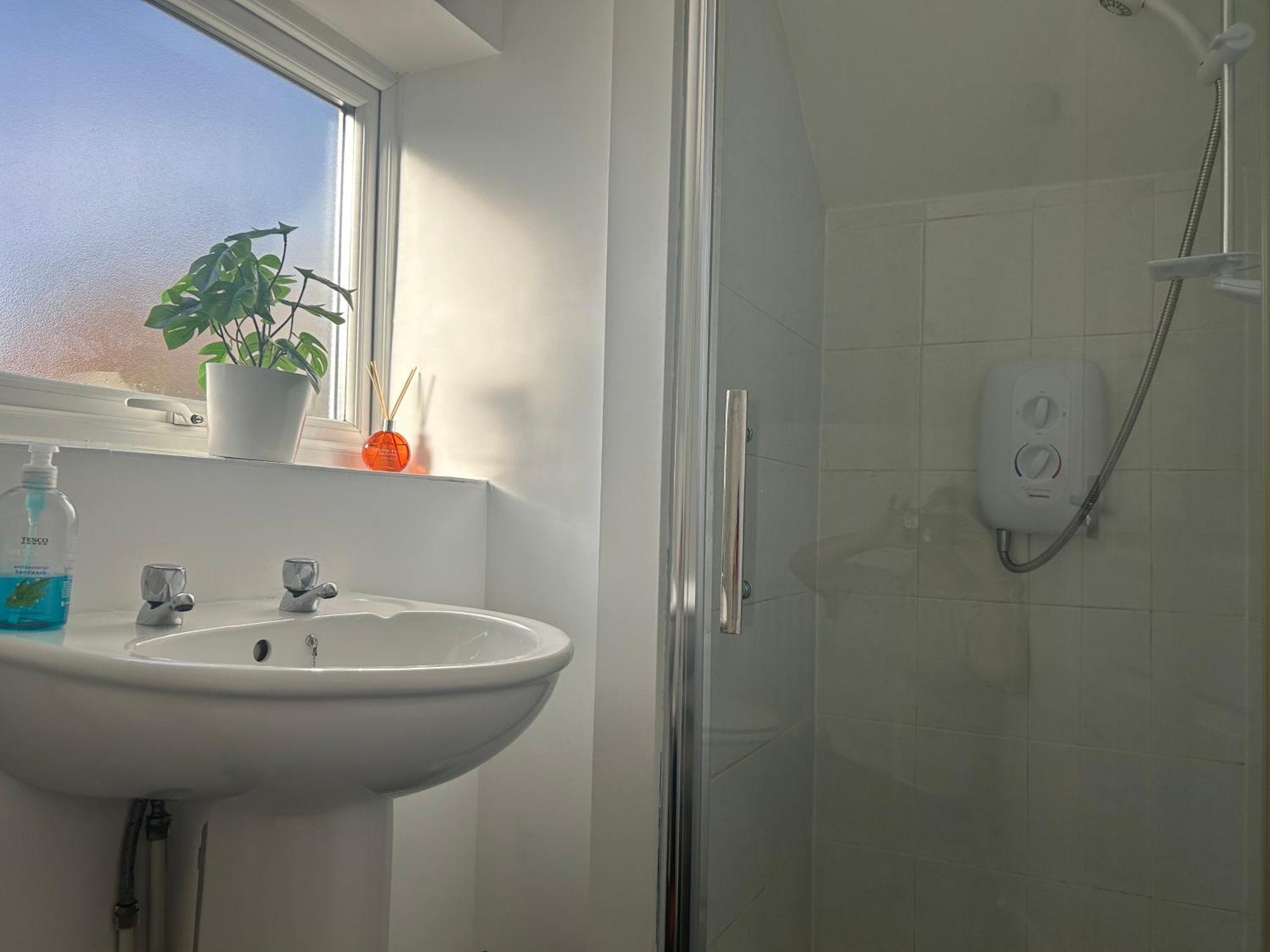 31 Canal Apartments, Canal View -temple Meads