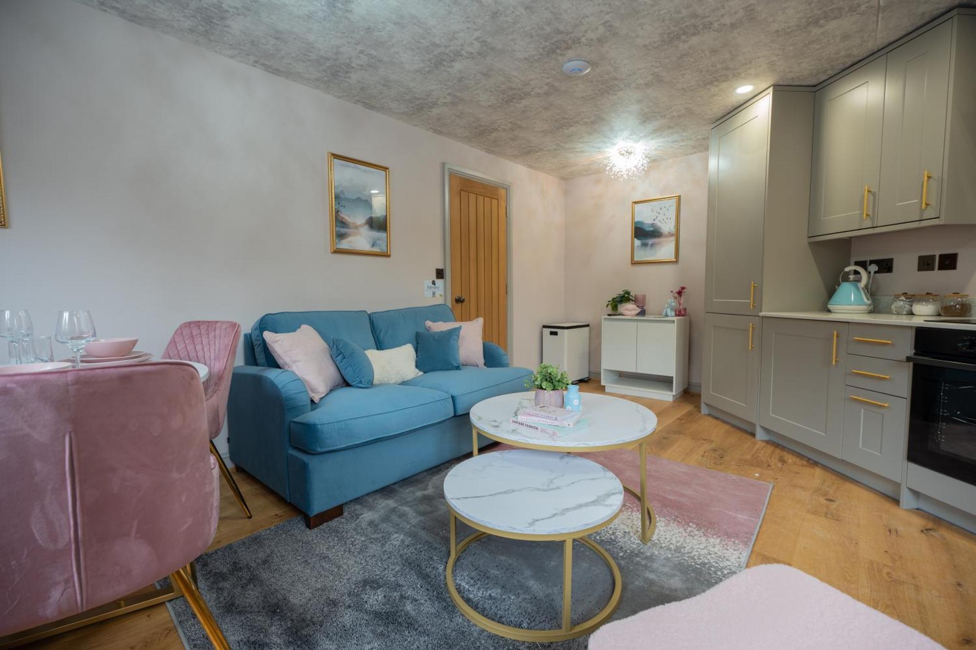 Kitsune - 1 Bedroom Luxury By Mint *