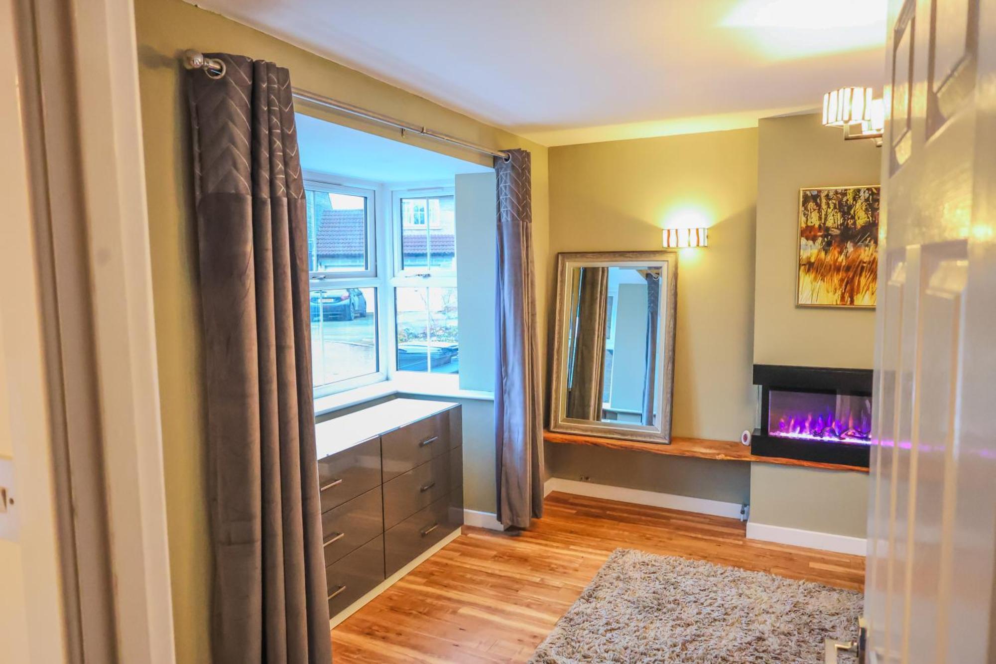 Contractors Long & Short Near Centre By Altoluxoexperience Short Lets & Serviced With Free Parking & Wifi Holiday home Bristol