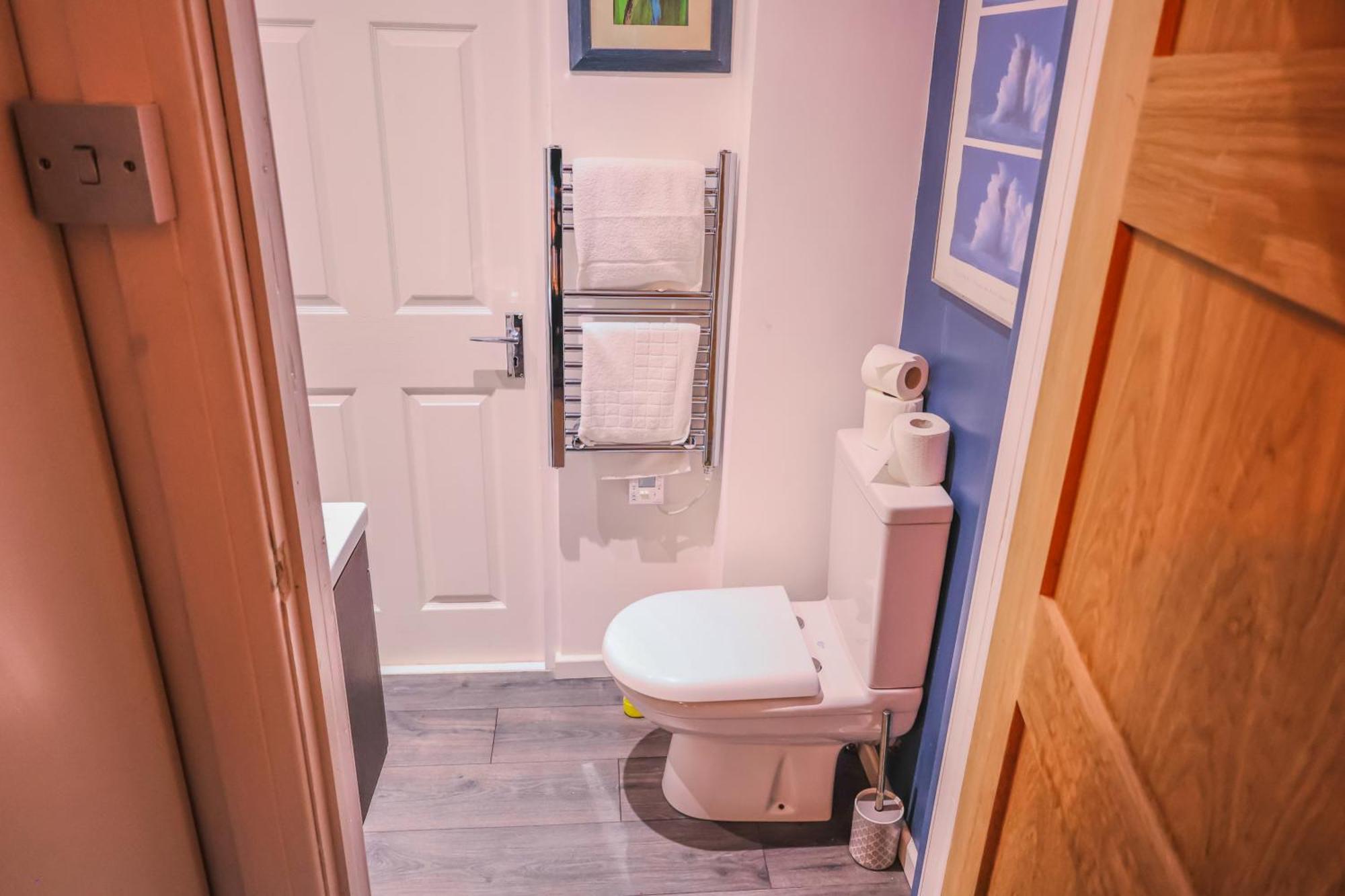 Contractors Long & Short Near Centre By Altoluxoexperience Short Lets & Serviced With Free Parking & Wifi *