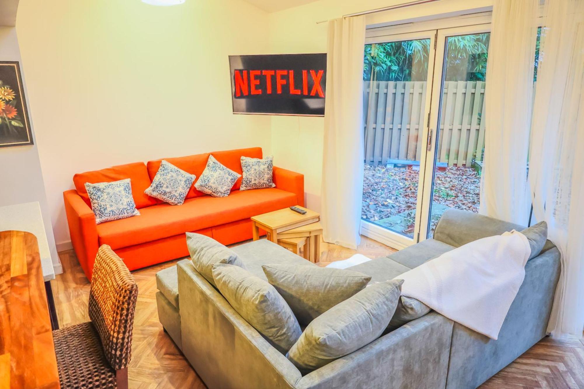 Holiday home Contractors Long & Short Near Centre By Altoluxoexperience Short Lets & Serviced With Free Parking & Wifi Bristol