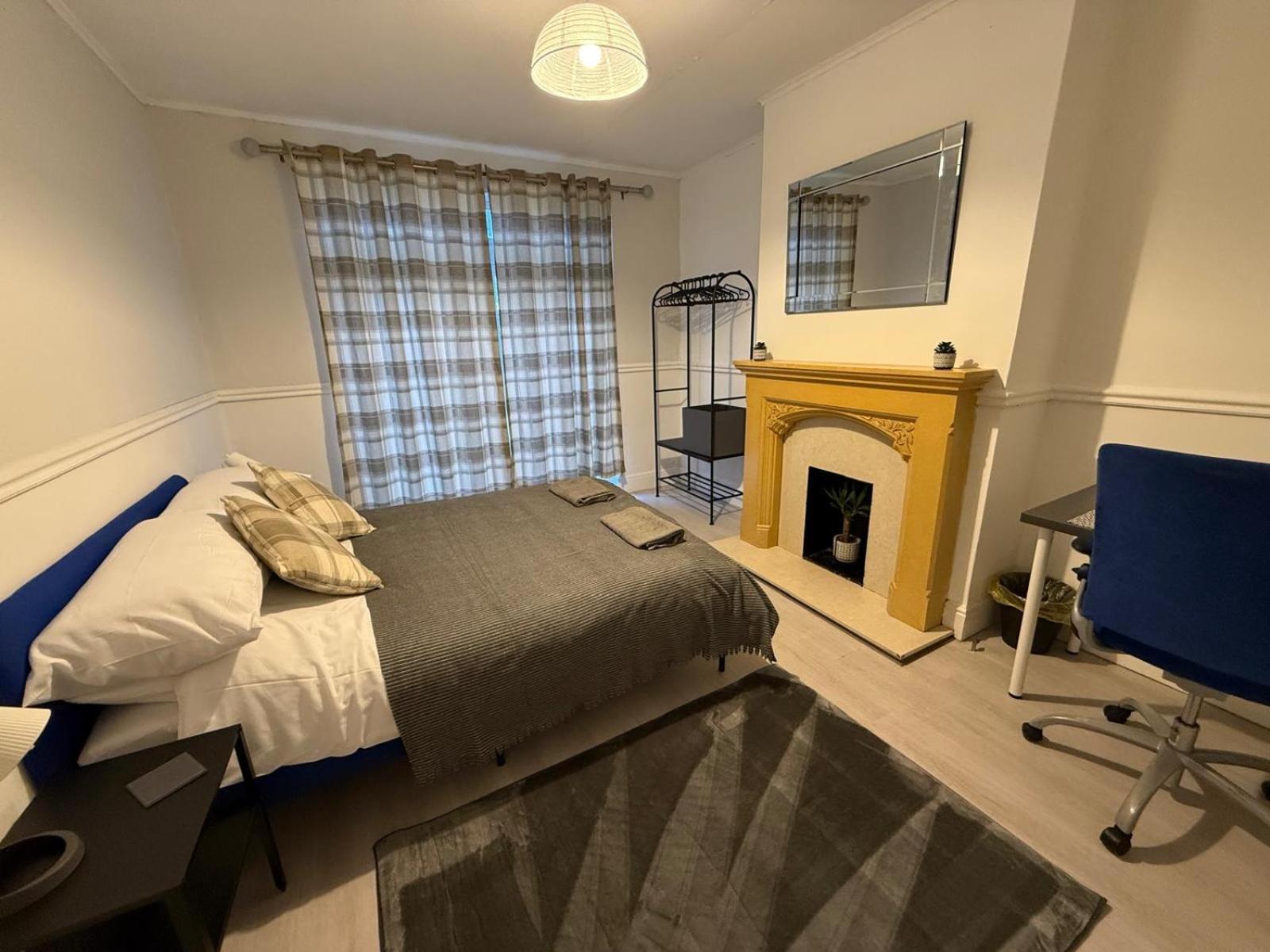 Causeway 4 Bedroom House Bristol