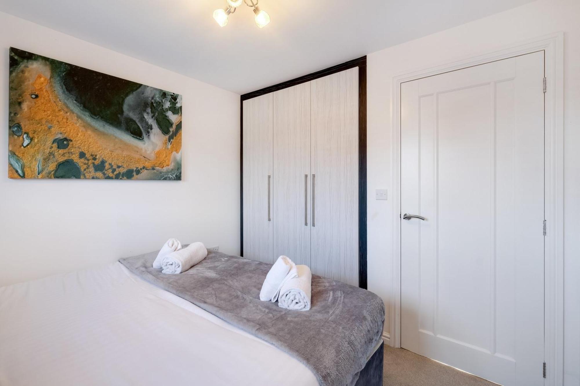 Cherry Banks 5 Bedroom And 3 Bathroom House Holiday home *