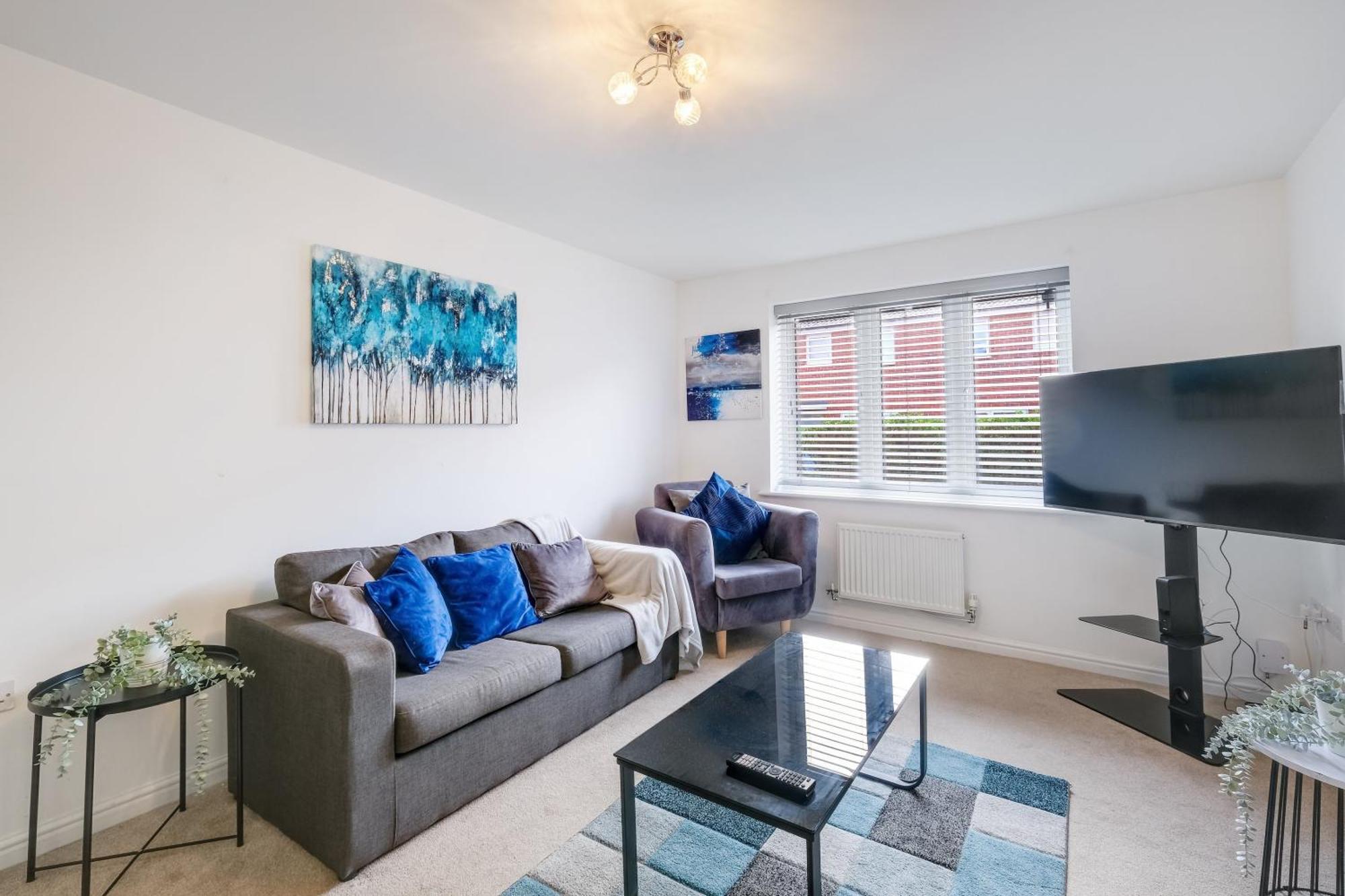 Cherry Banks 5 Bedroom And 3 Bathroom House Holiday home Bristol