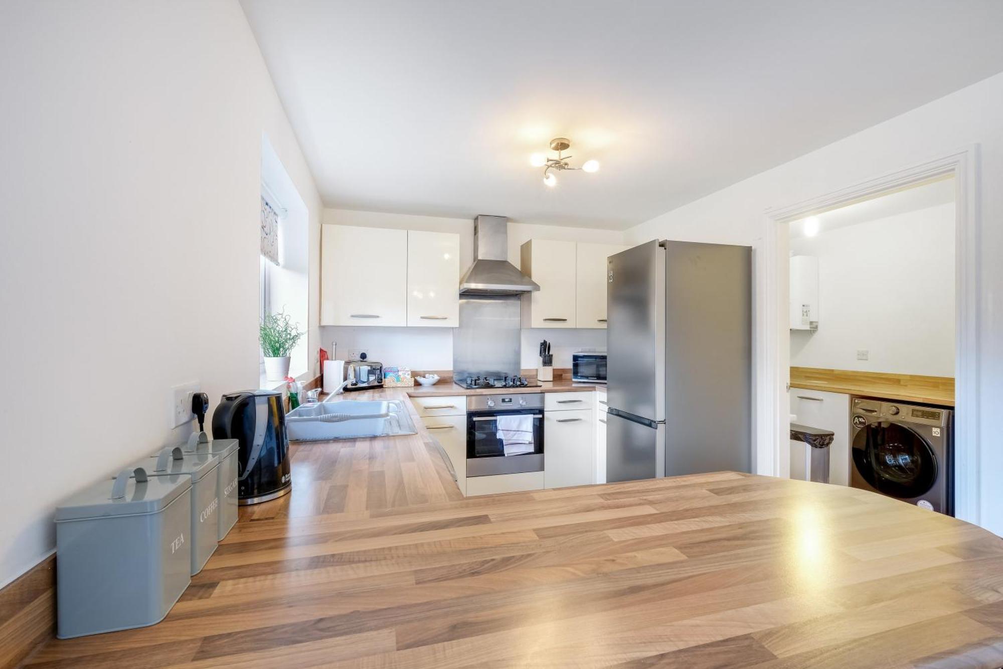 Holiday home Cherry Banks 5 Bedroom And 3 Bathroom House Bristol