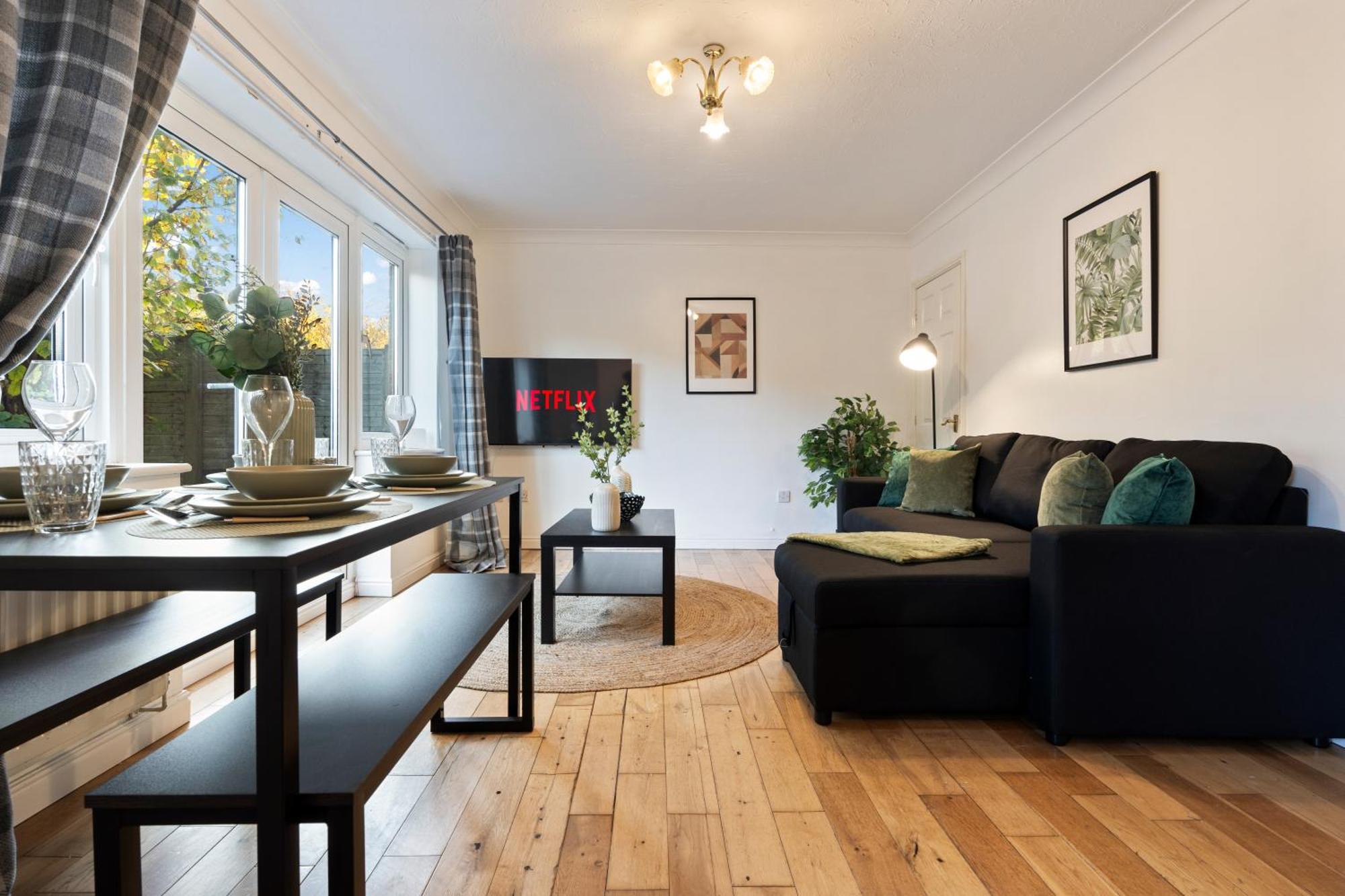 Applin House-5 Bed Contractor Parking Wifi Bristol