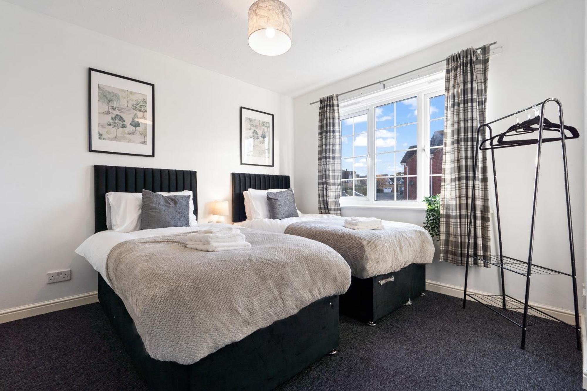 Applin House-5 Bed Contractor Parking Wifi *