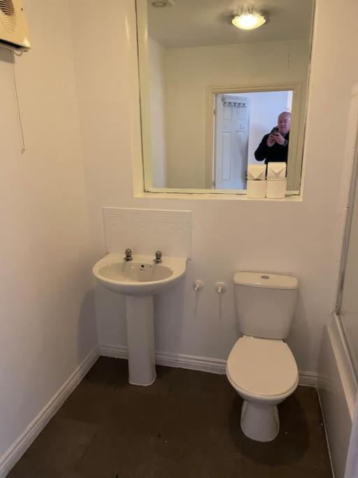 Apartment Long - Contractors - Bradley Stoke *