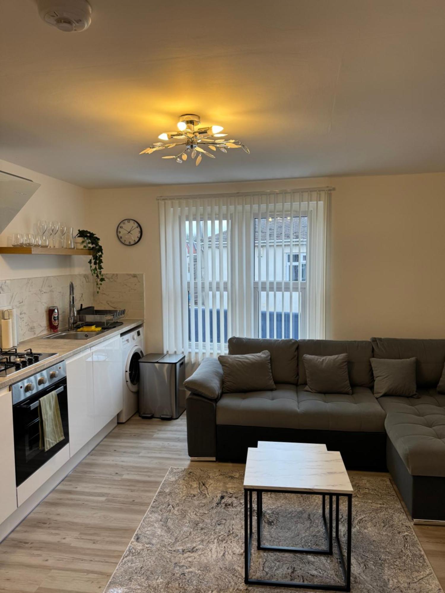 2 Bedroom Luxury Bristol