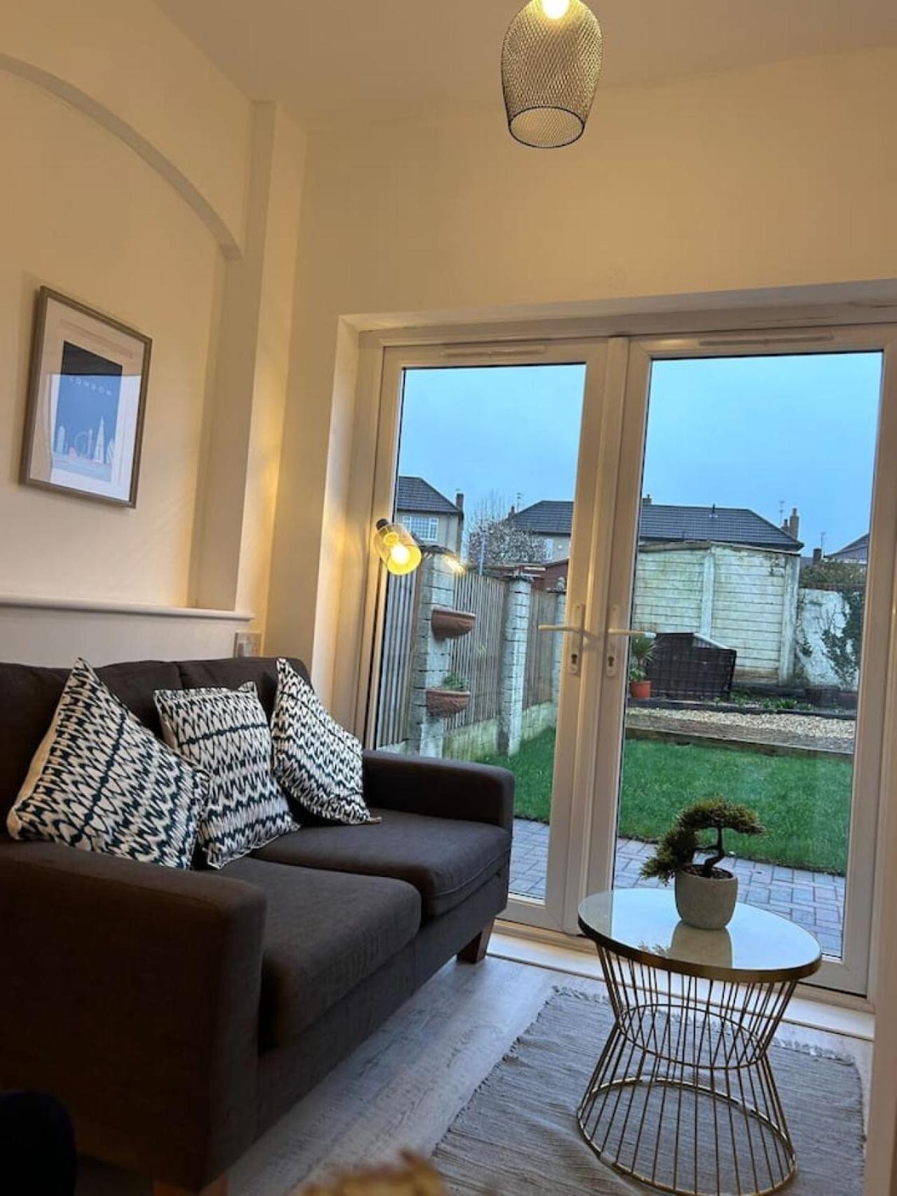 Holiday home Louise Avenue - Contractors Long By Shortstayuk Bristol