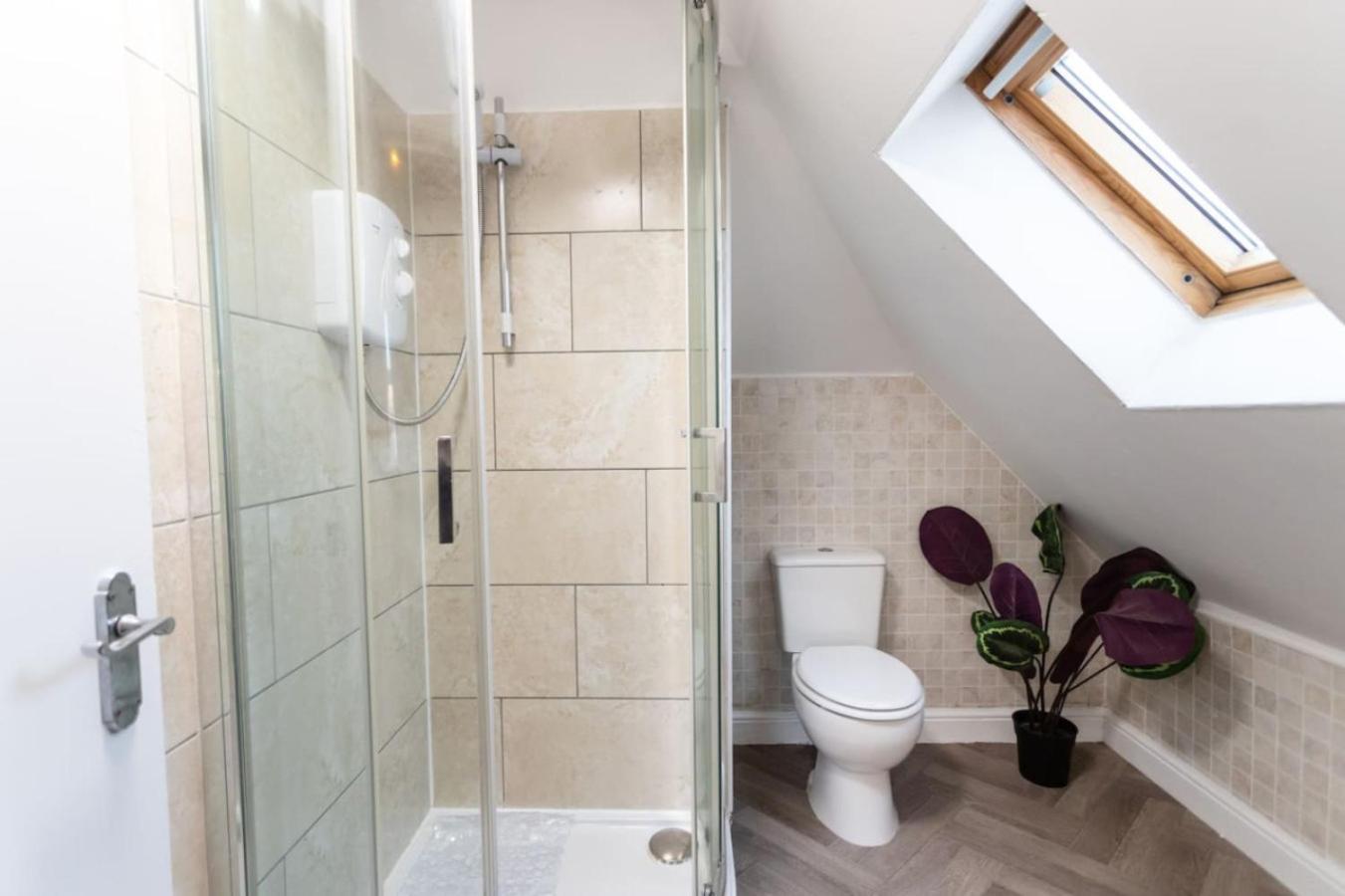 Apartment 4 Sunnyside Contractors Long By Shortstayuk