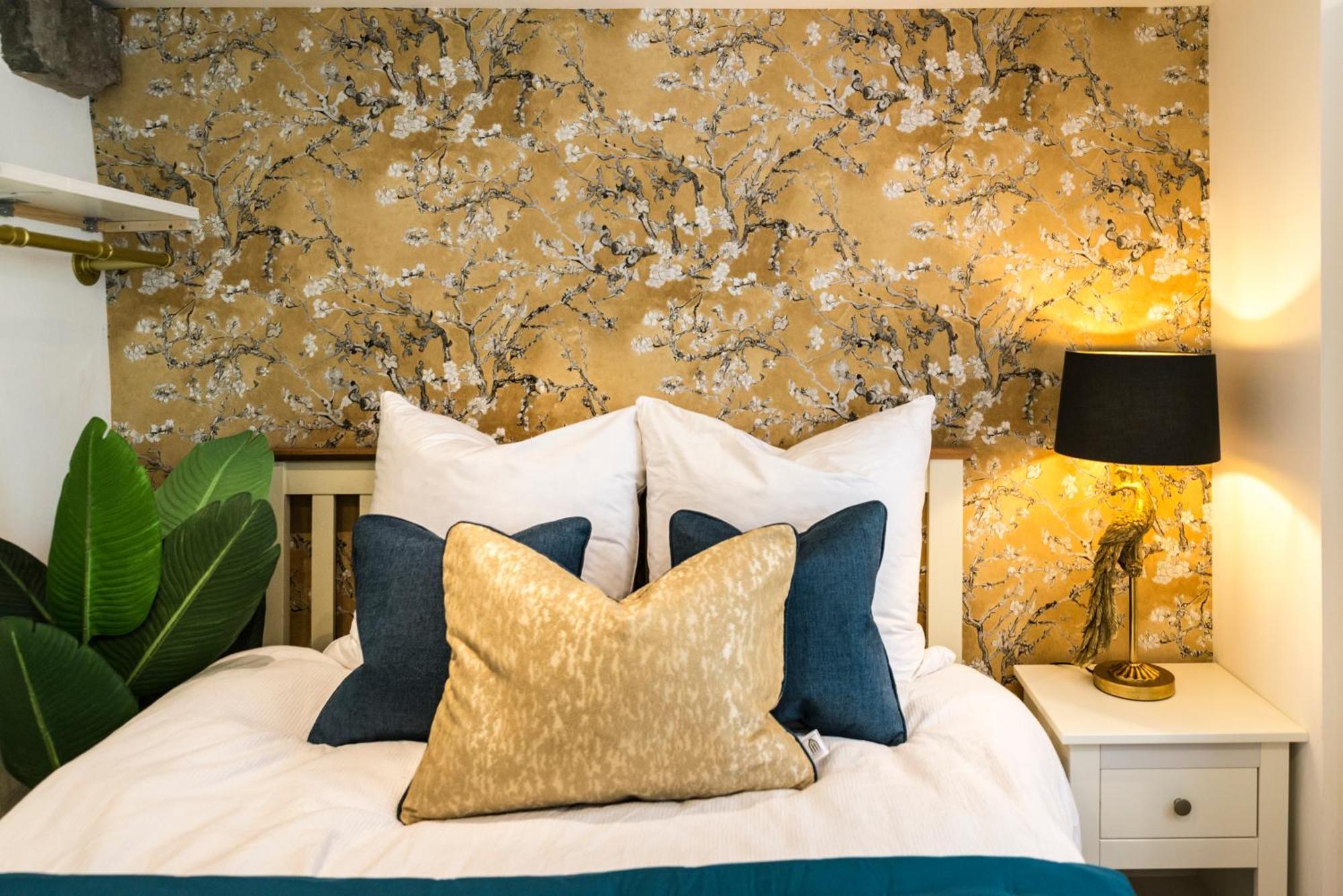 Charming & Central Pipe Lane House Holiday home