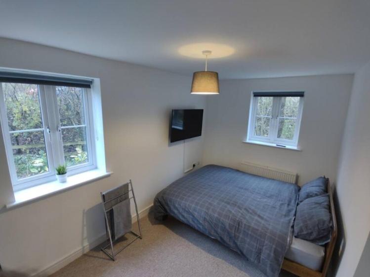 Superb In South Gloucestershire! Homestay *