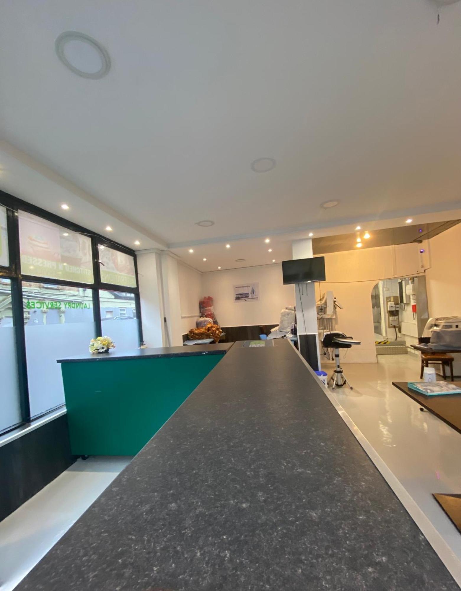 Modern Flat Near Centre 3 Apartment Bristol