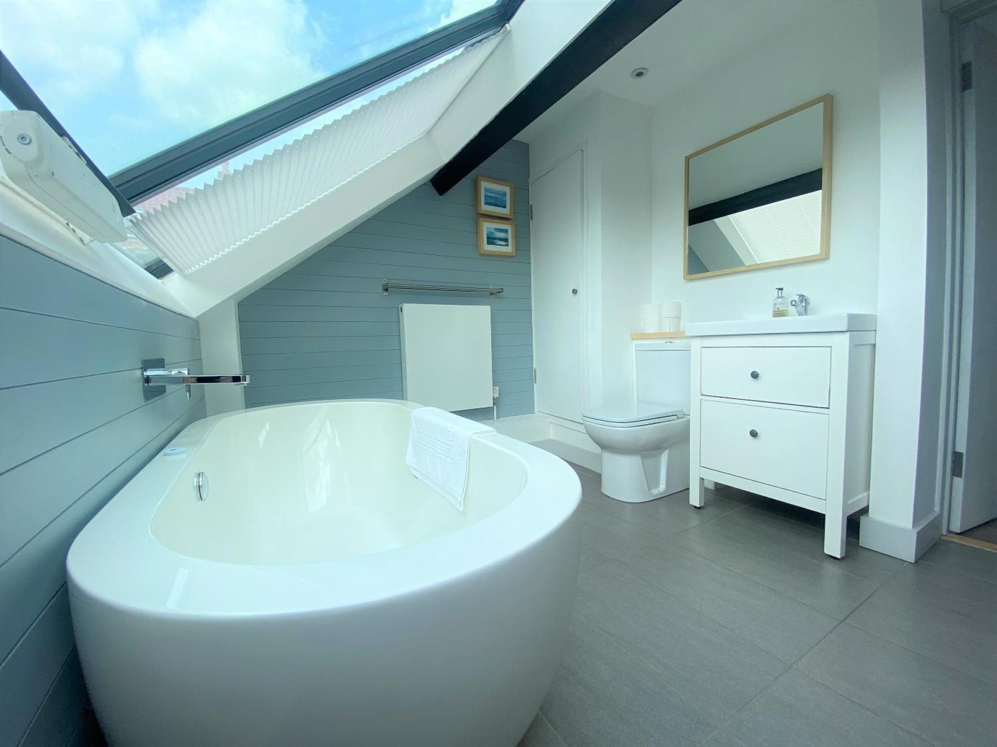 The Old Coach House: Luxury Harbourside
