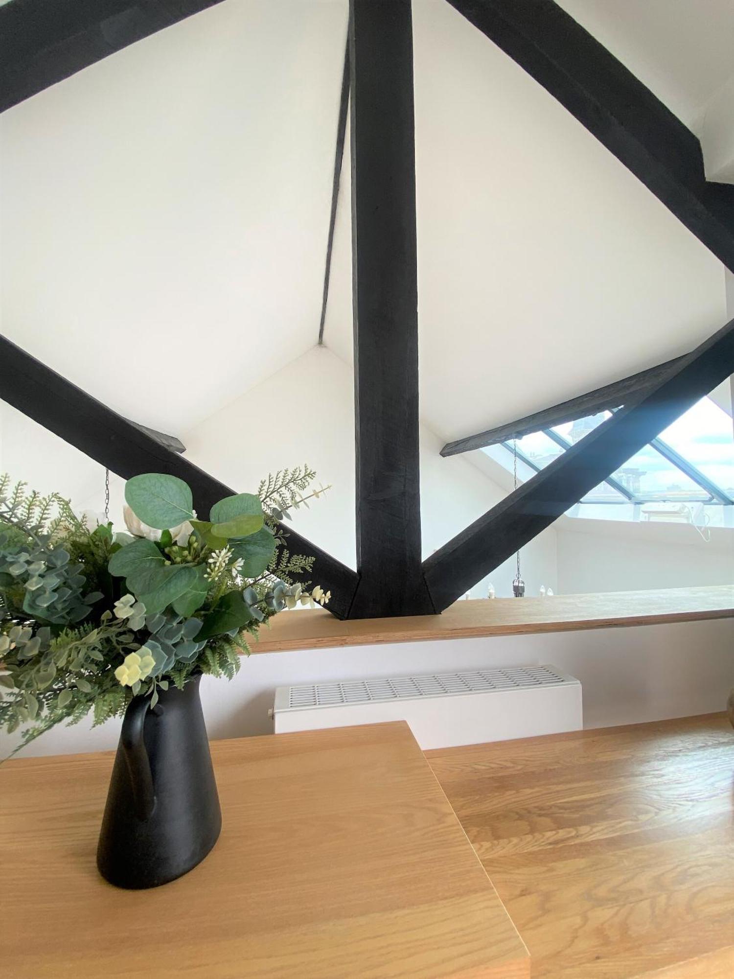 The Old Coach House: Luxury Harbourside Apartment *