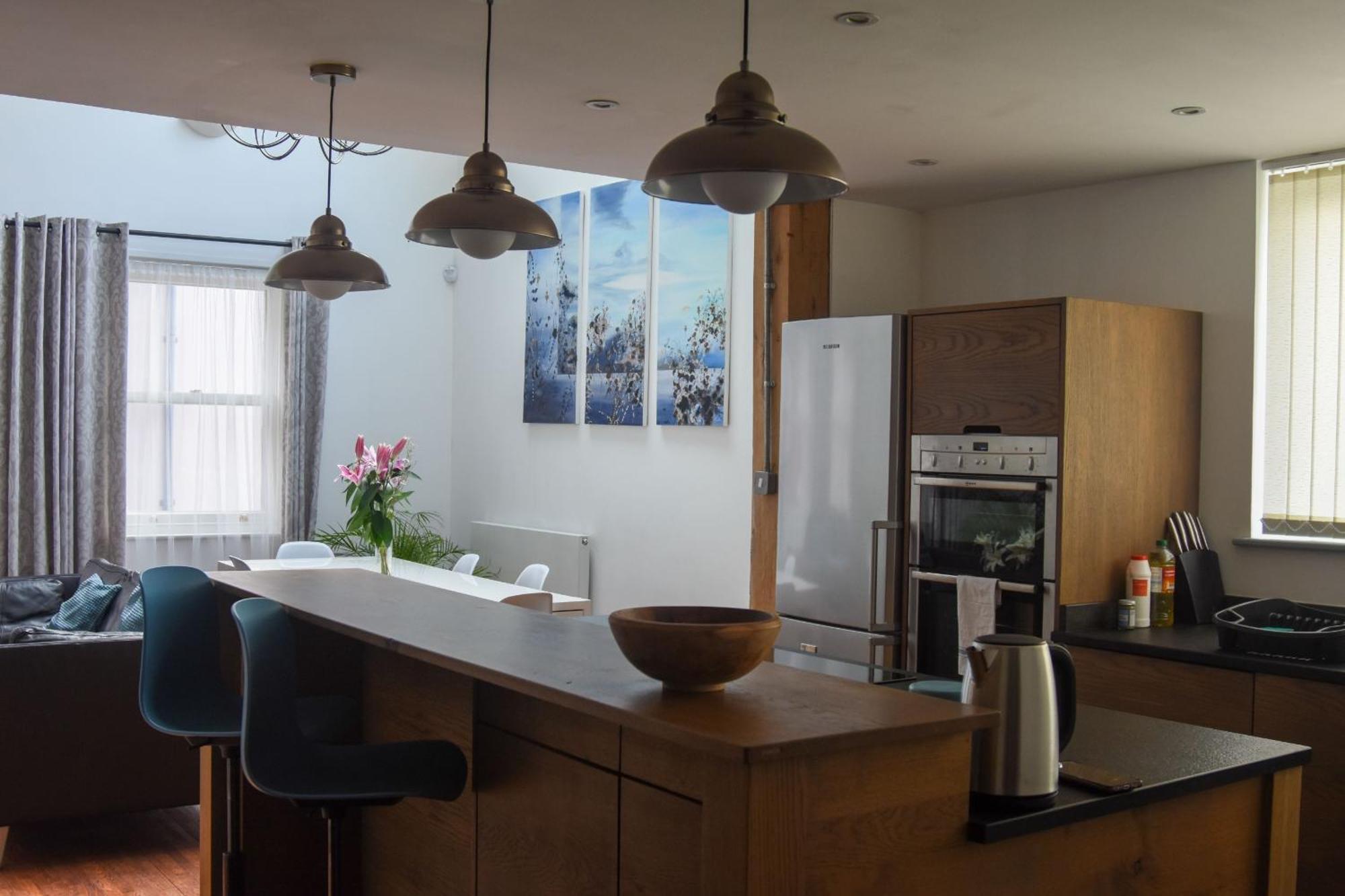 The Old Coach House: Luxury Harbourside