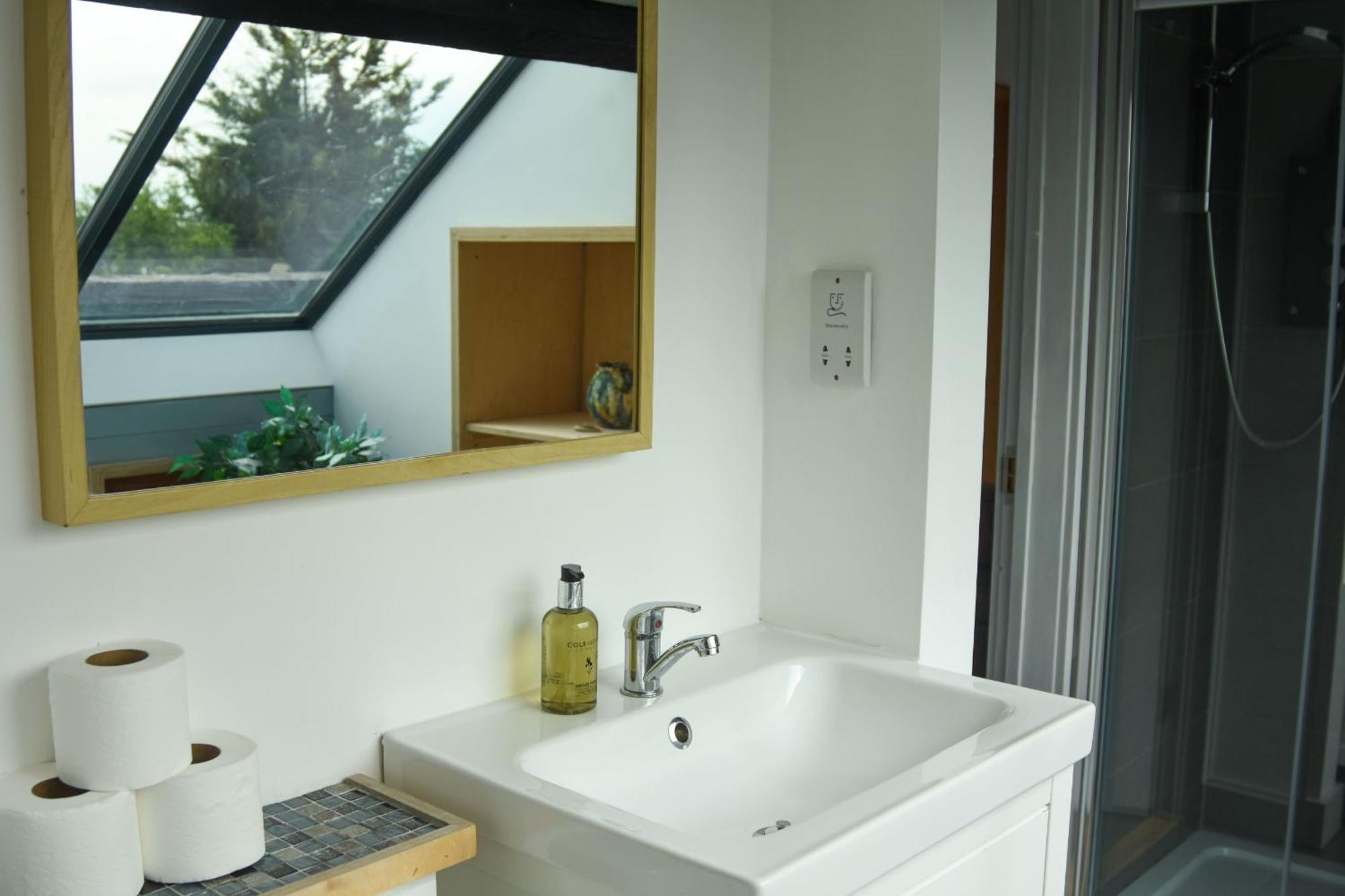 The Old Coach House: Luxury Harbourside *