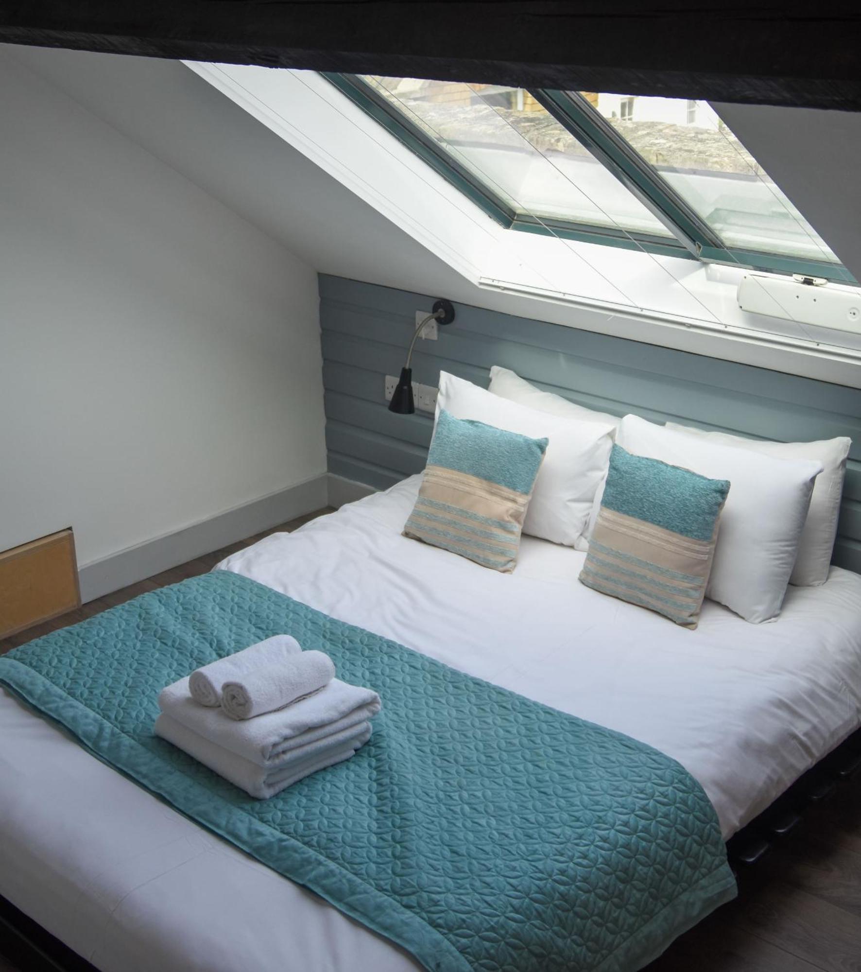 Apartment The Old Coach House: Luxury Harbourside
