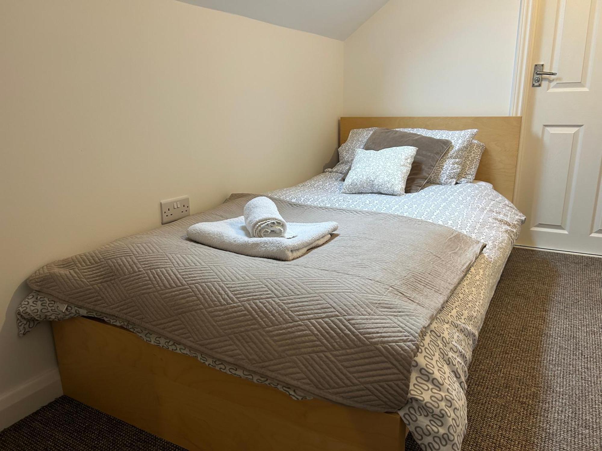 31 Canal Apartments, Canal View -temple Meads