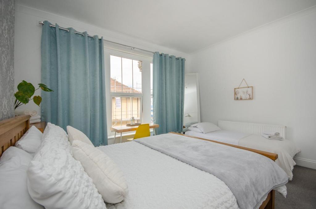 Apartment Stylish 91sqm Victoria 2 Bedroom Bristol