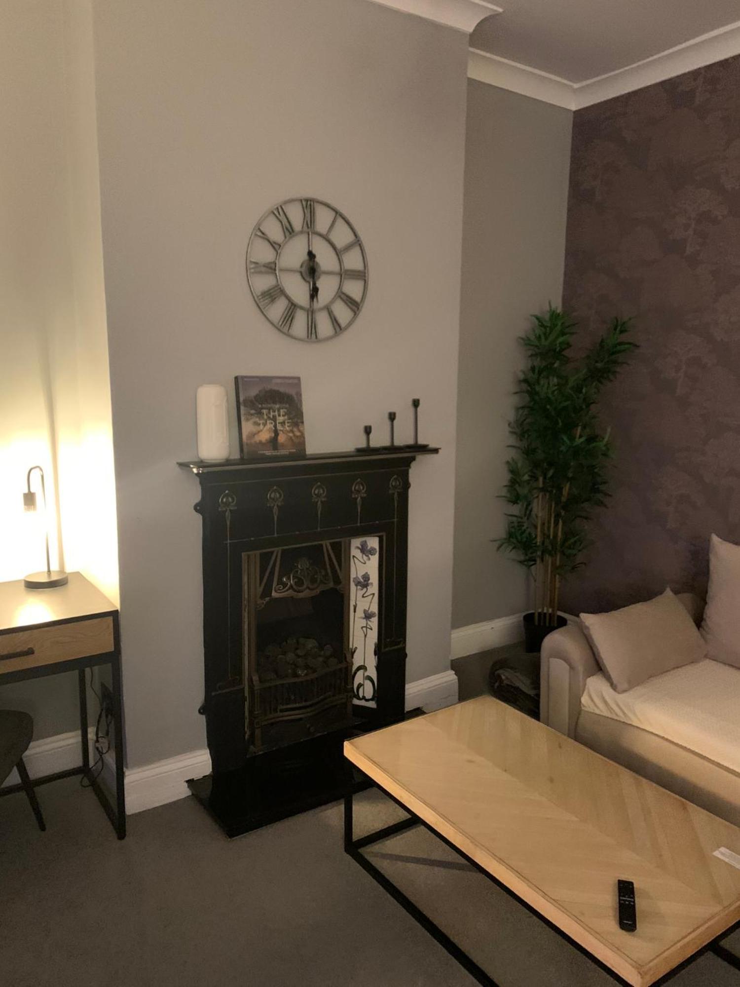 Stylish 91sqm Victoria 2 Bedroom Apartment Bristol