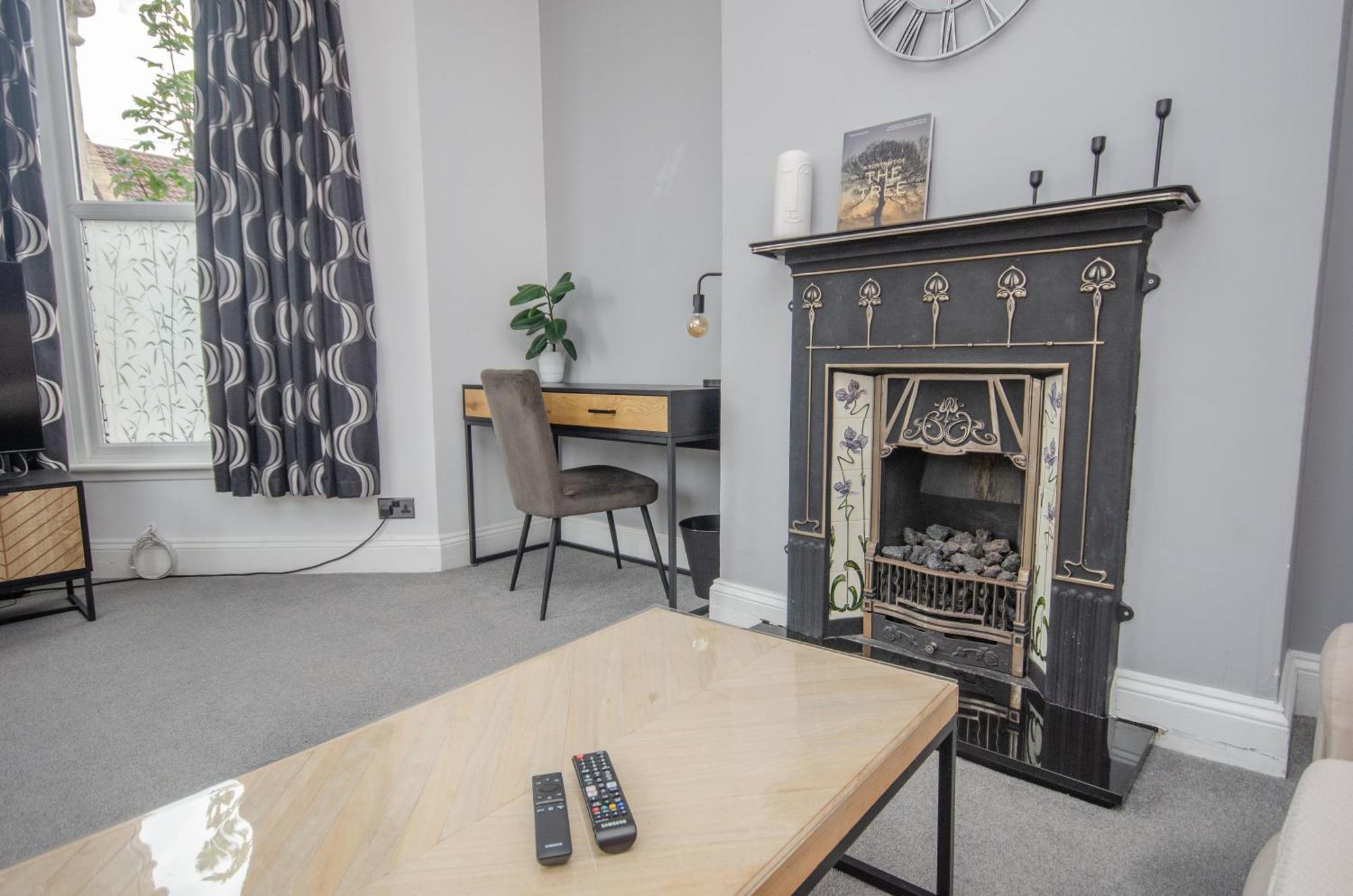 Stylish 91sqm Victoria 2 Bedroom Bristol