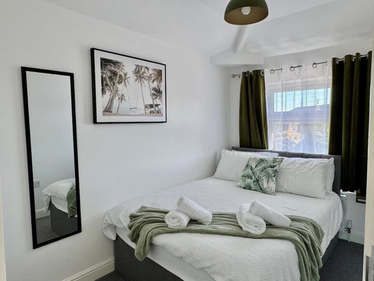 Orchid S&n House 2 Holiday home Bristol