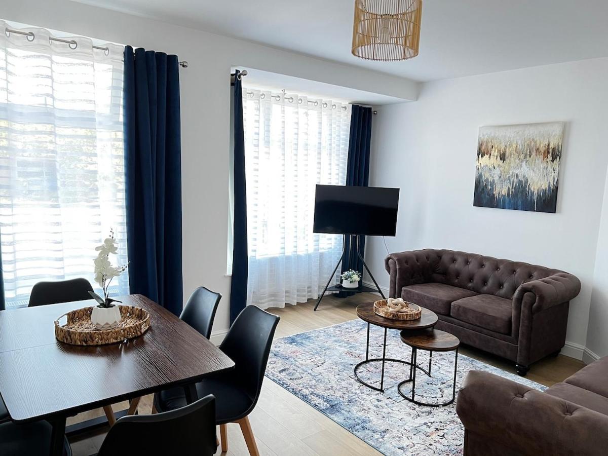 Holiday home Orchid S&n House 2 Bristol