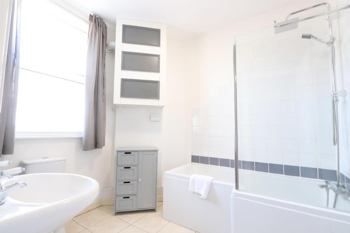 Stylish 2 Bed In Old Market *