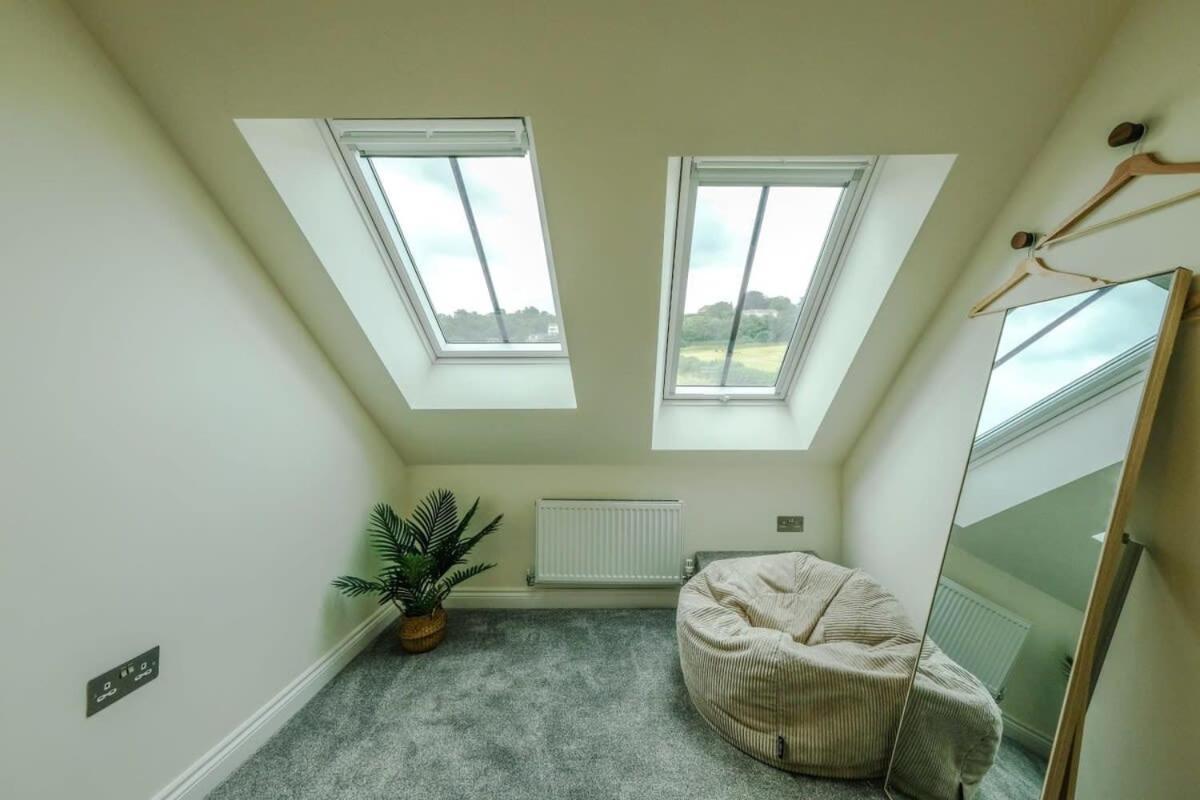 Sladacre 2 Bedroom Converted Barn Bristol