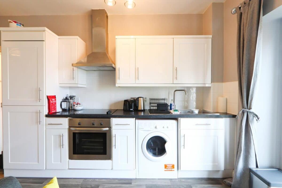 One Bedroom Flat Near Temple Meads Bristol