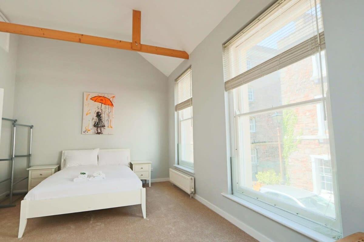 Coach House In Clifton Village Apartment Bristol
