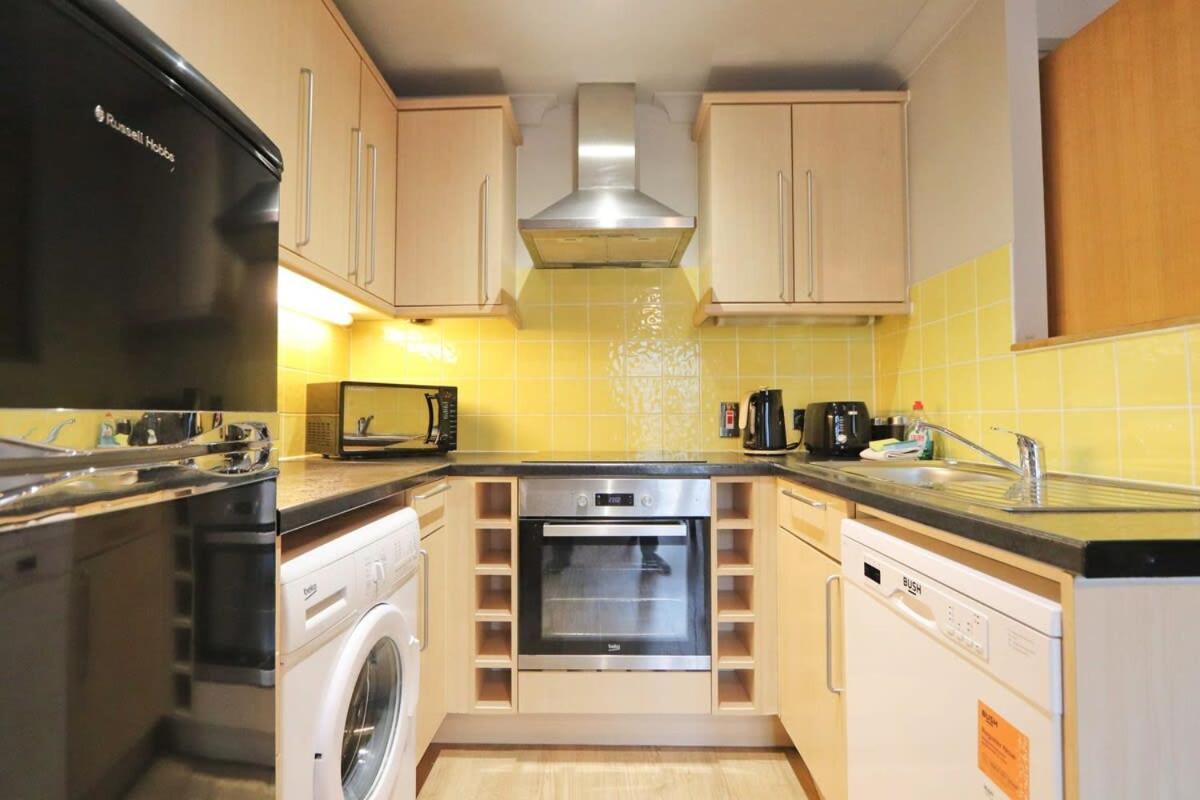 Centre 1 Bed Apartment- Hopewell Apartment Bristol
