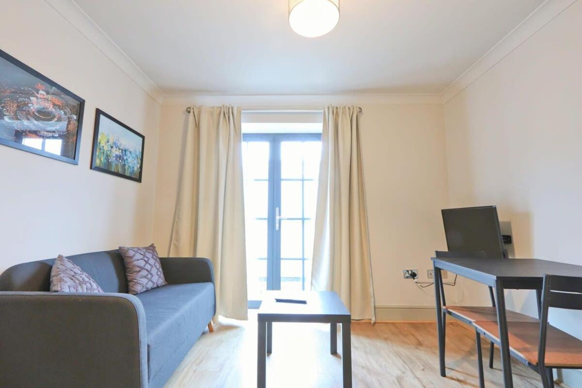 Centre 1 Bed Apartment- Hopewell * Bristol