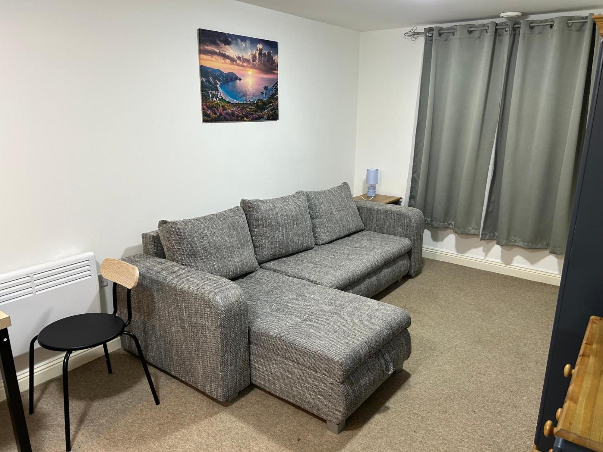 Apartment Squires Court