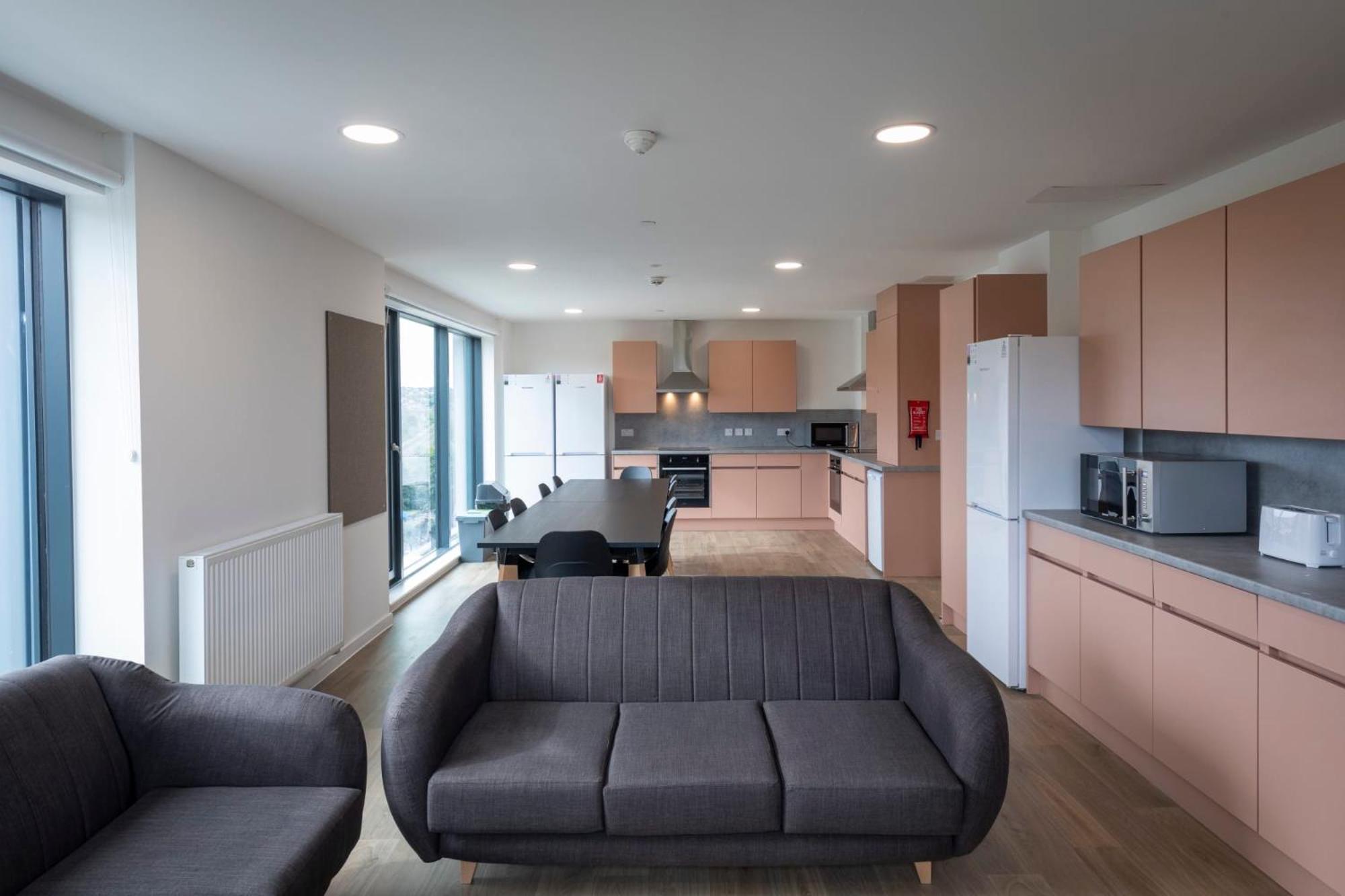 Cosy And Private Ensuite At The Metalworks In Apartment Bristol