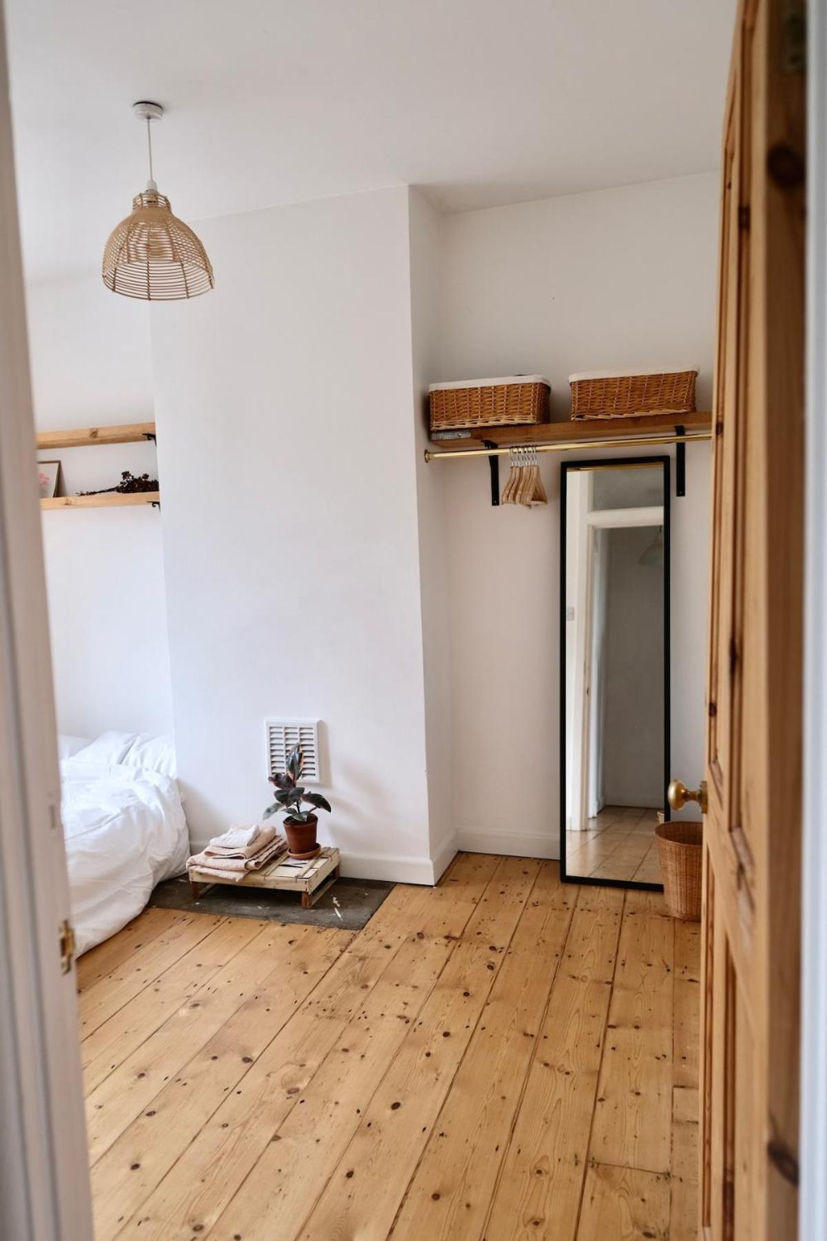 Peaceful 3 Double Bed House By Park Holiday home Bristol