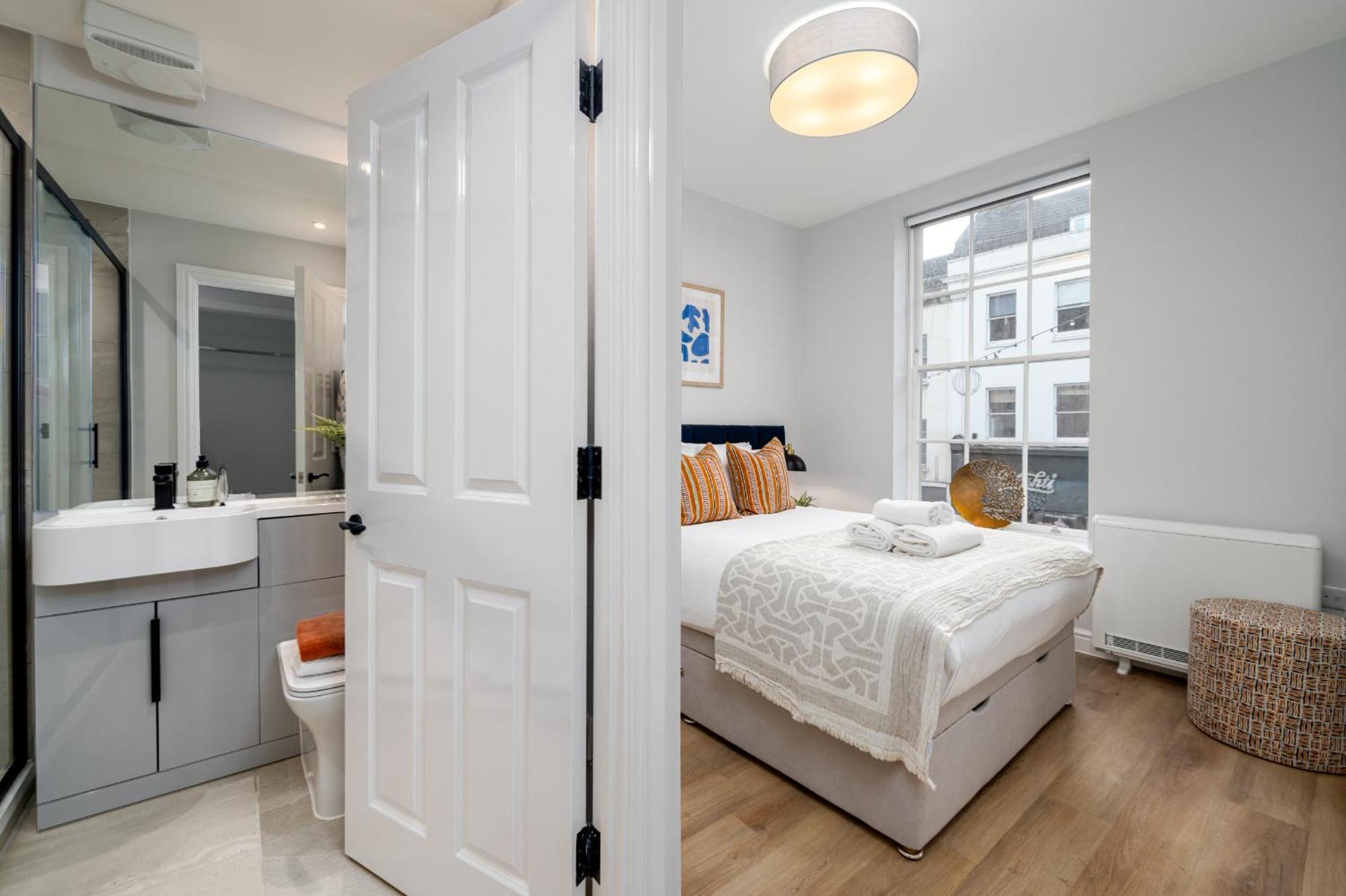 62 Park Street - Urban Apartment