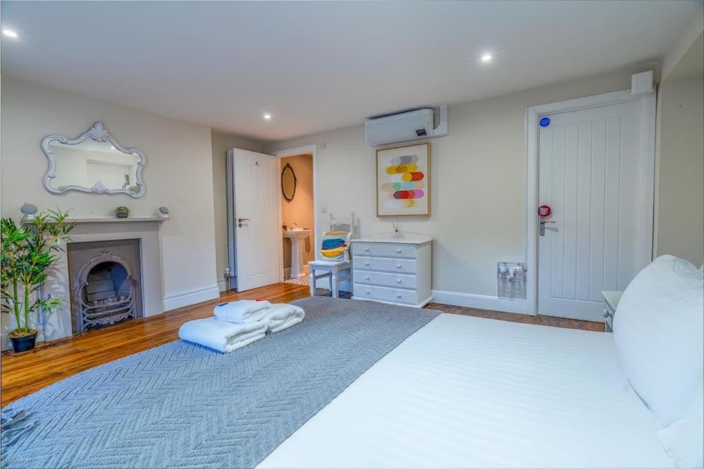 Smart-home In Original Victorian Building Bristol