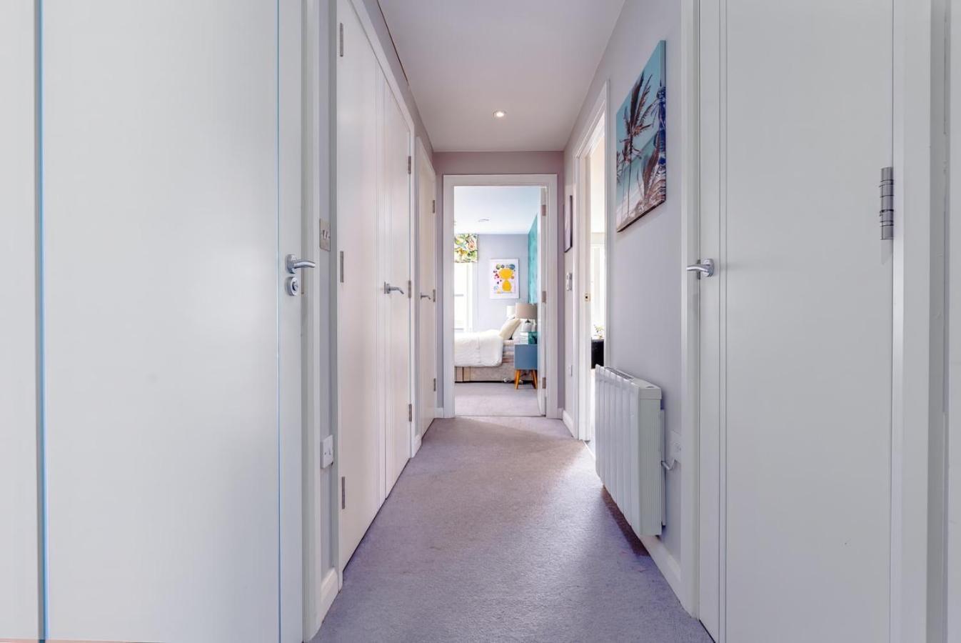 Iconic Garden Apt, Steps From Centre & Cafes Apartment Bristol