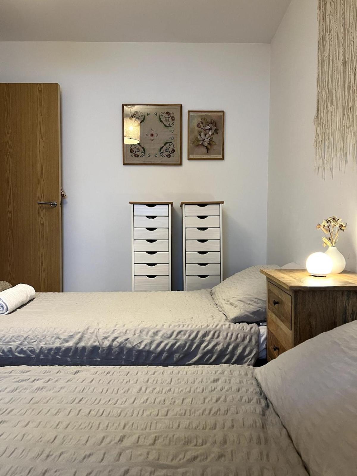 Villa Au Naturel With Private Parking *