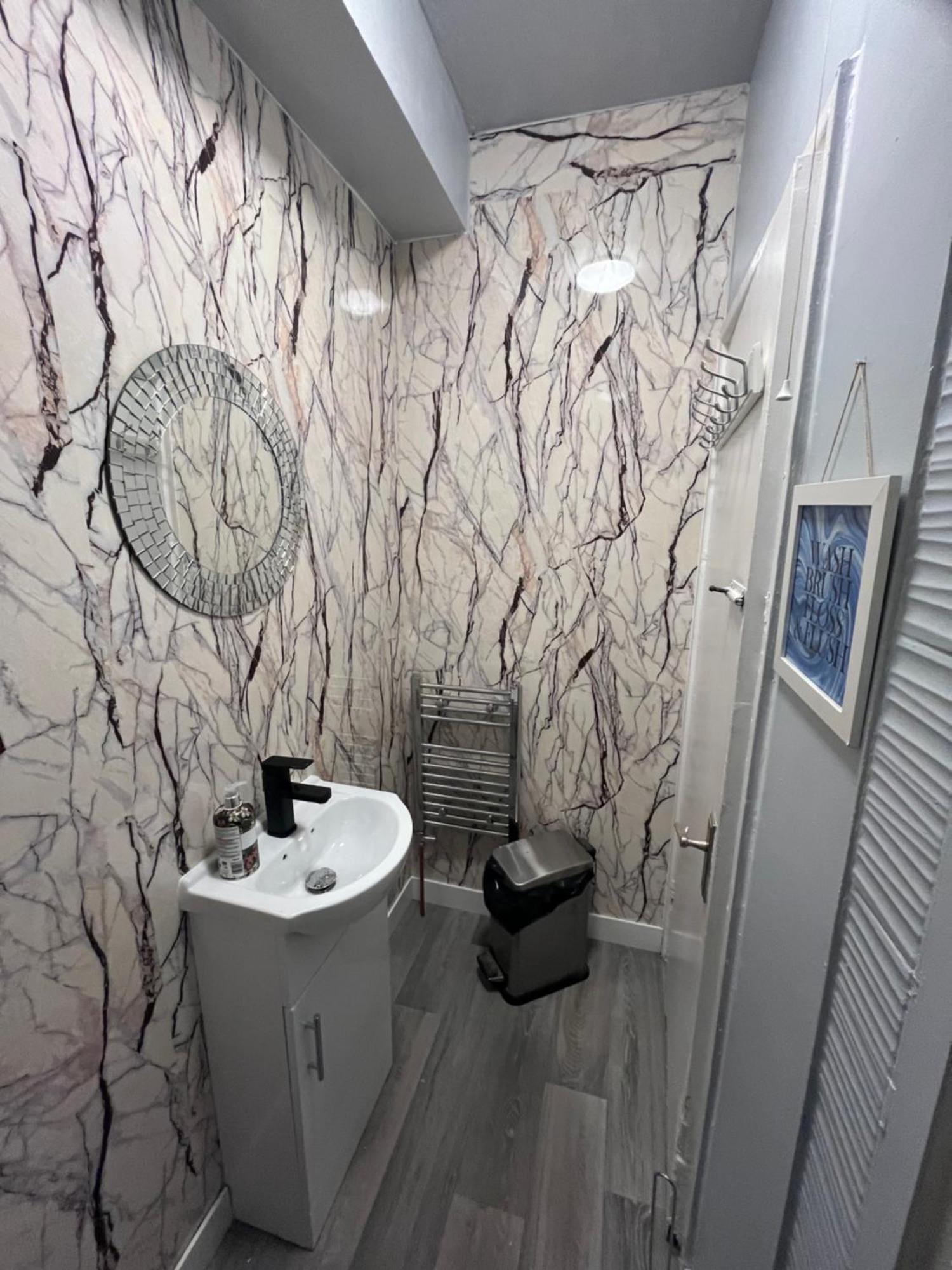 Private 2 Near Southmead Hospital * Bristol