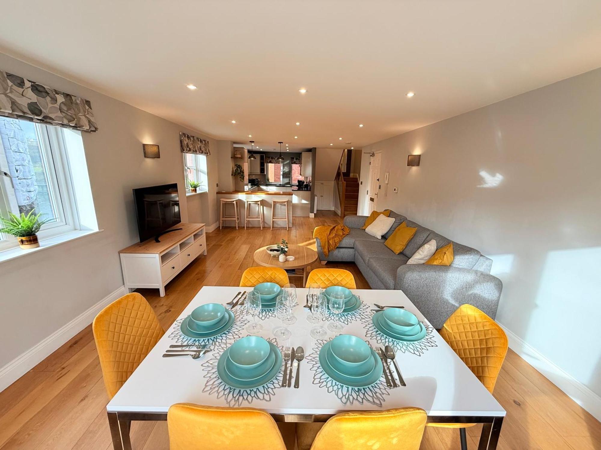 Penthouse River View With Secure Parking Apartment *