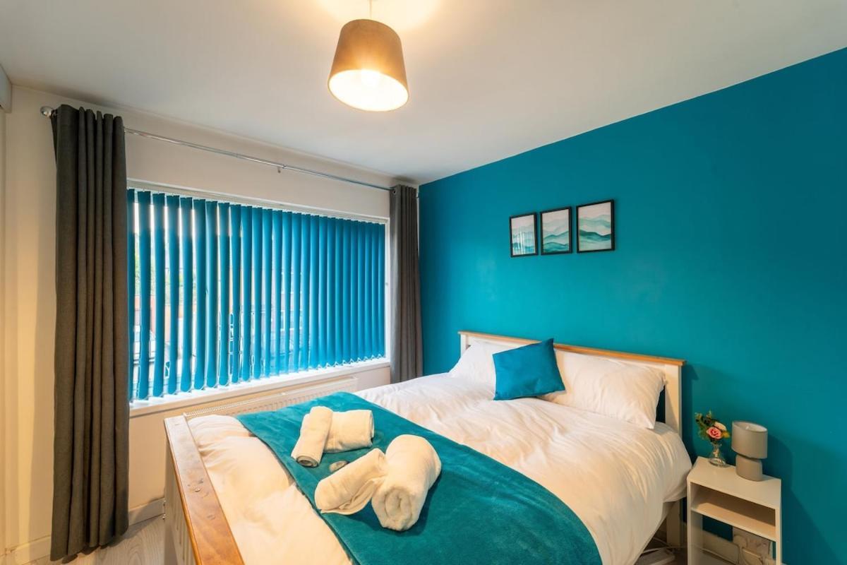 Holiday home Stylish 4 Bed Henbury With Free Parking *