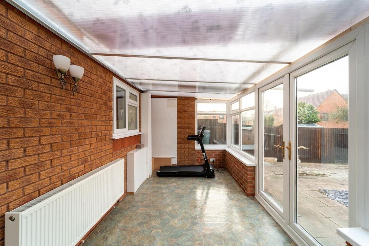 Holiday home Stylish 4 Bed Henbury With Free Parking