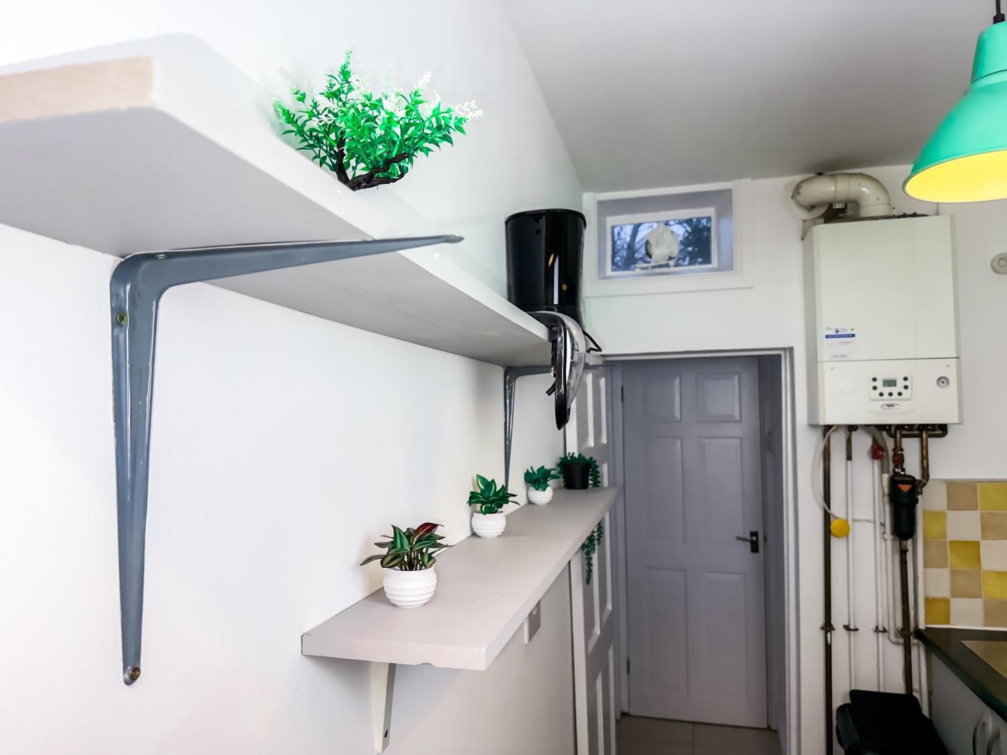 Holiday home Bauhaus 4 Bedroom House By Altoluxoexperience Short Lets & Serviced With Free Parking Bristol